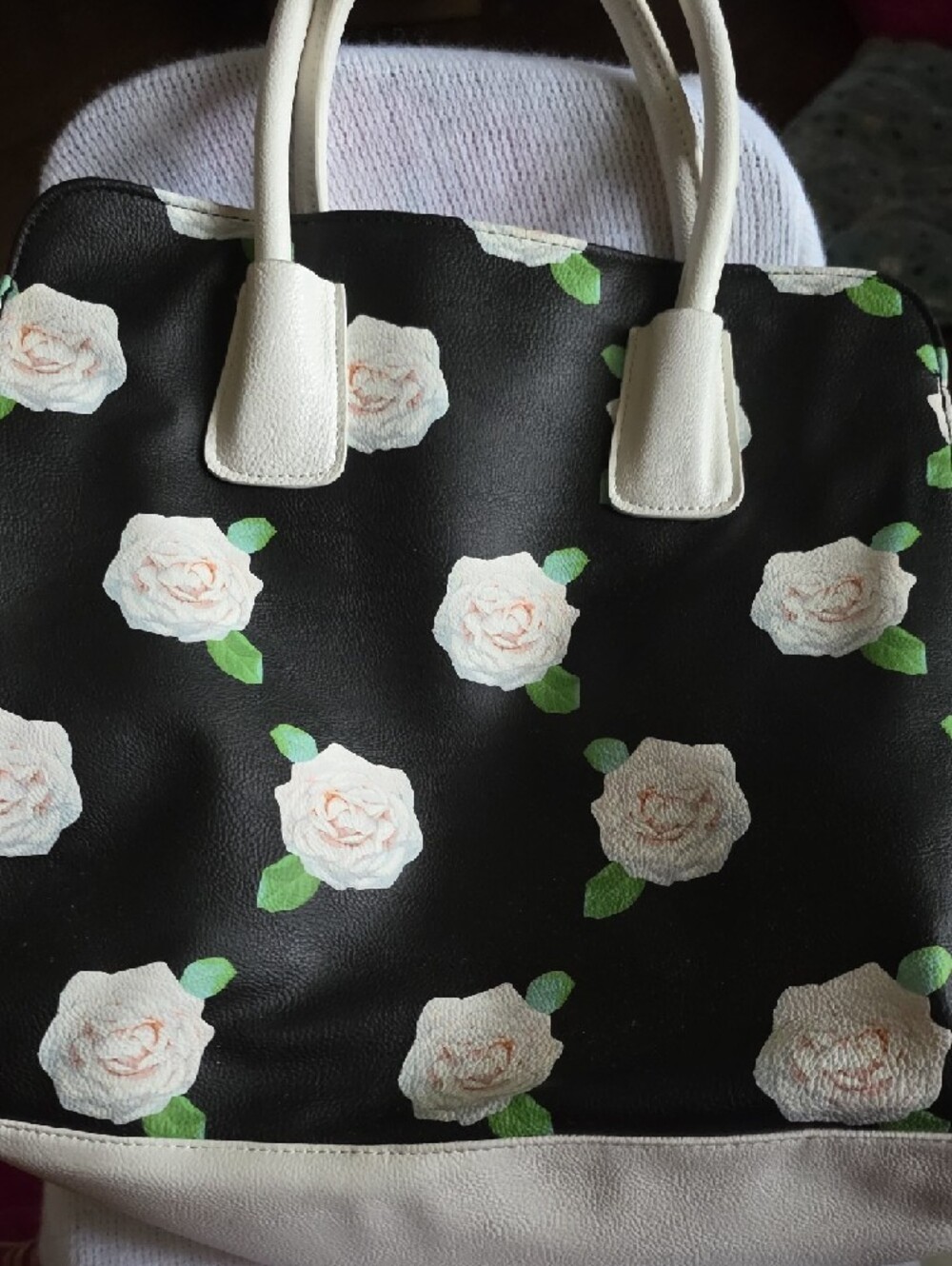 Betsey Johnson Black Floral Tote with White Rose Print and Bow Accent NWOT - Picture 7 of 10